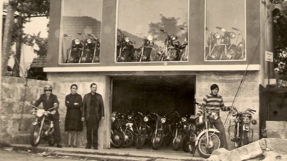 Motocar em Vila das Aves