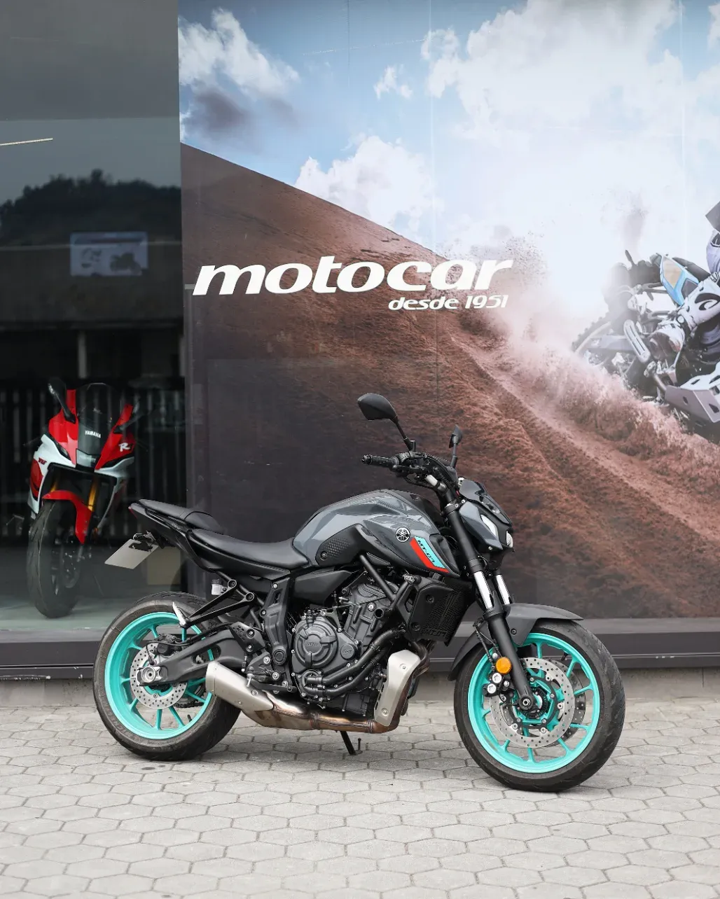 Yamaha MT07 — Hyper Naked 689cc