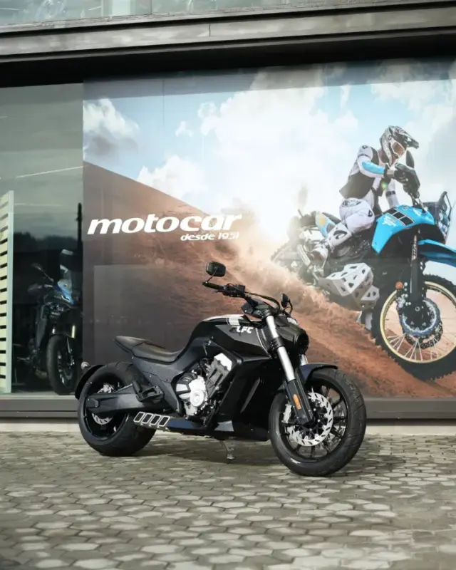 Benda LFC 700 — Dragster 677cc