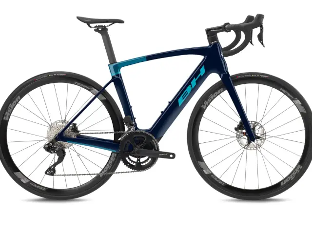 Core RACE CARBON 1.5 — bicicleta Elétrica