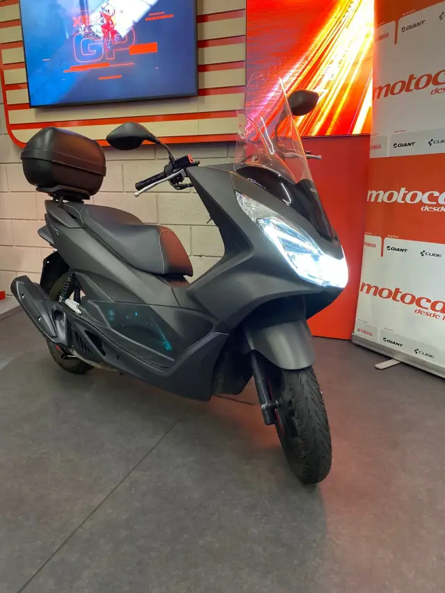 Honda PCX 125 — Scooter 125cc