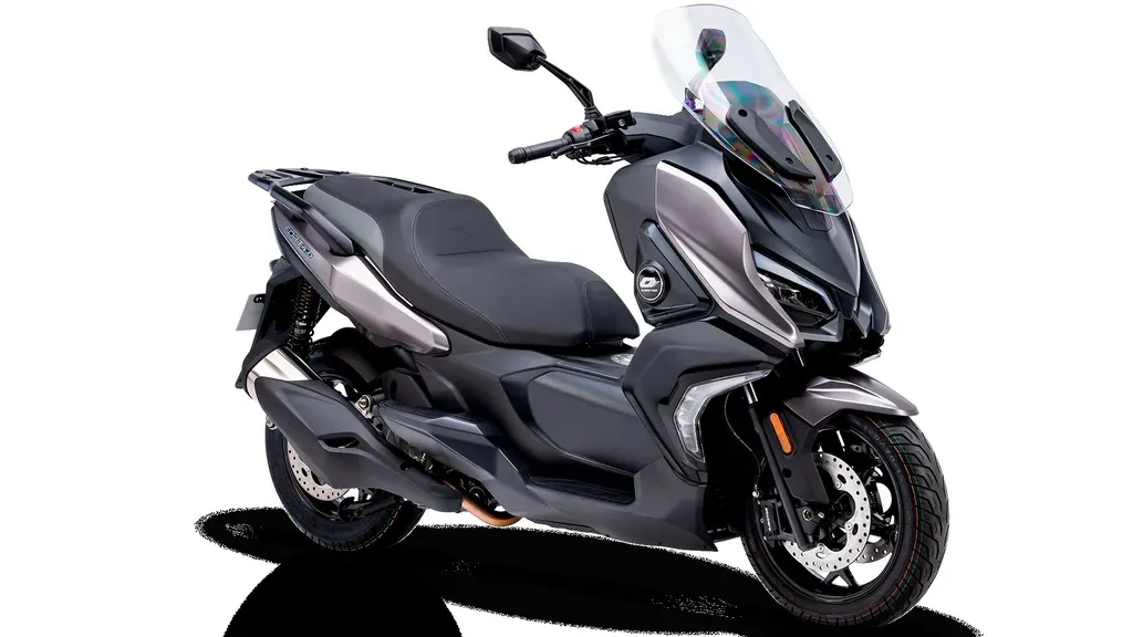 QJ Motor FORT 4.0 — Scooters 125cc