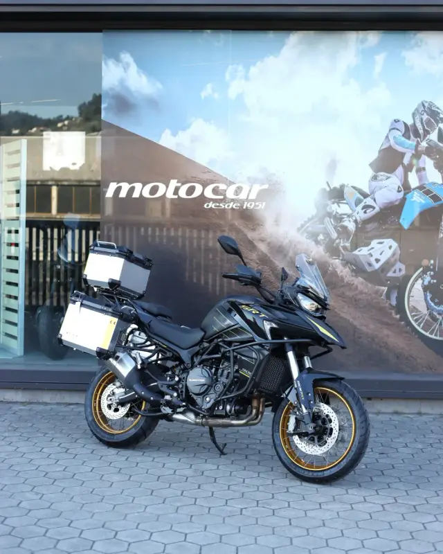 QJ Motor SRT 900SX — Adventure 904cc