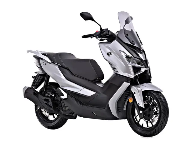 Voge SR1 125 — Scooters 125cc