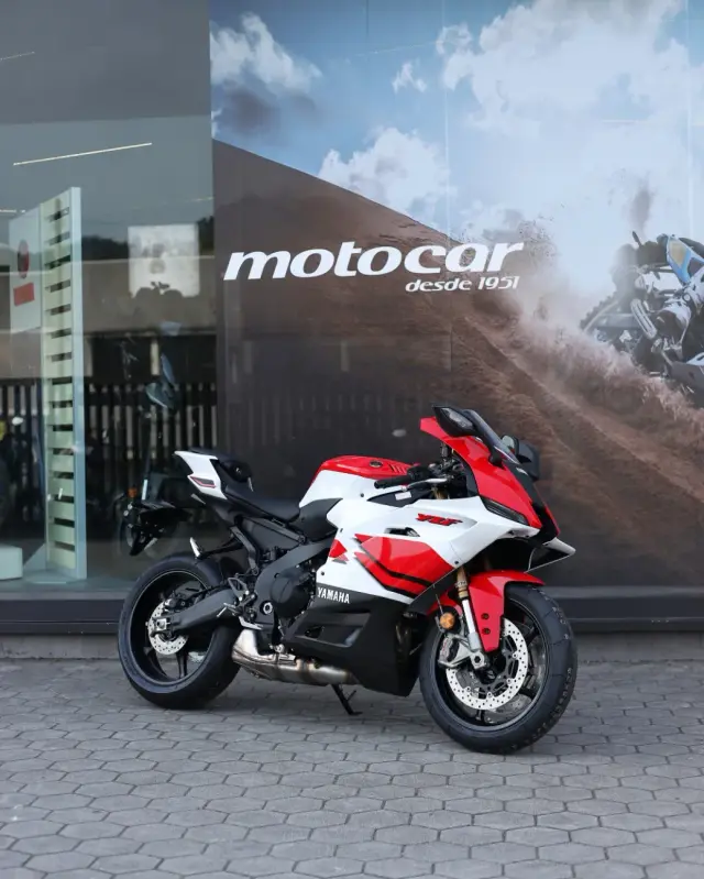 Yamaha R9 70th Anniversary — Super Desportivas 890cc
