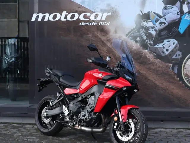 Yamaha Tracer 9 2025 — Touring 890cc