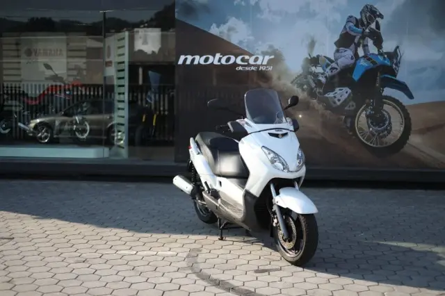 Yamaha XMAX 125 — Scooter 125cc