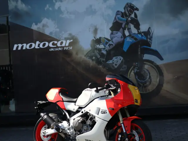 Yamaha XSR 900 GP — Sport Heritage 900cc
